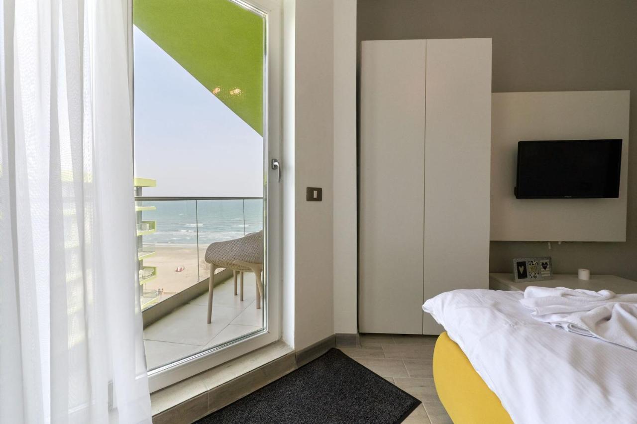 Olive Apartment In Spa N Pool Resort-Parking Mamaia Exteriör bild