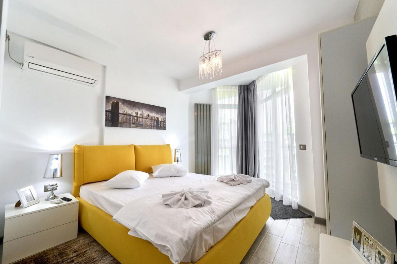 Olive Apartment In Spa N Pool Resort-Parking Mamaia Exteriör bild