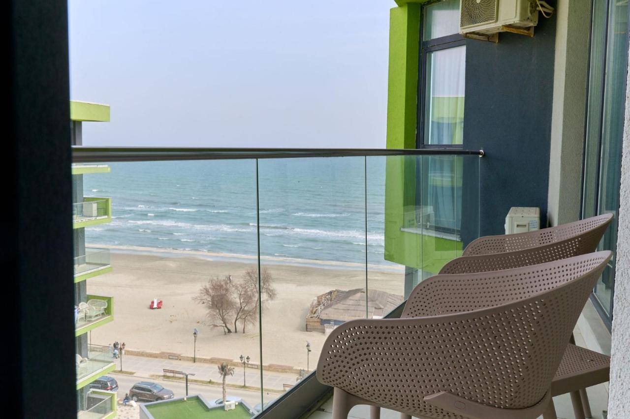 Olive Apartment In Spa N Pool Resort-Parking Mamaia Exteriör bild